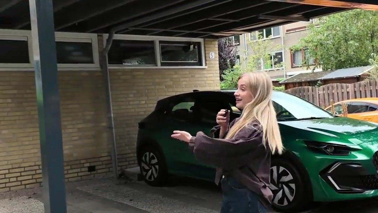 Video van Tereschkovahof 6