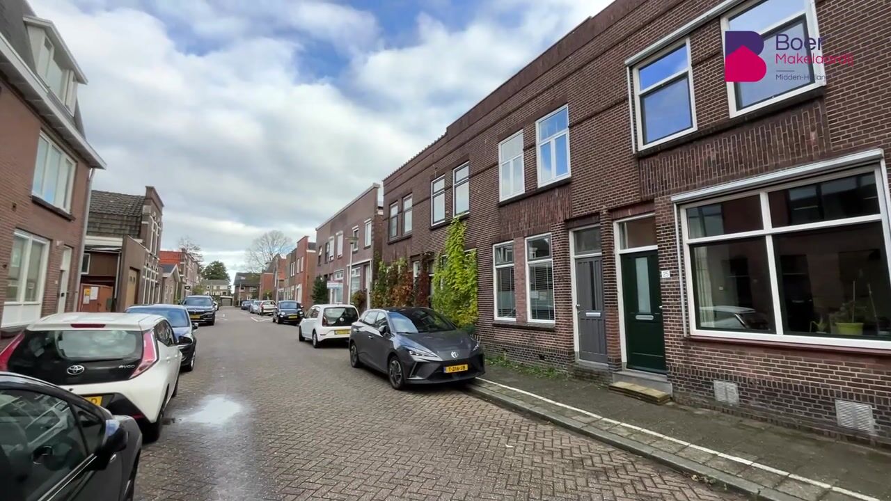 Video of Warmoezierskade 25