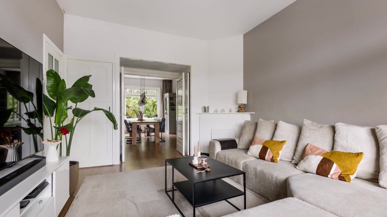 Video van Bos en Lommerweg 323-2