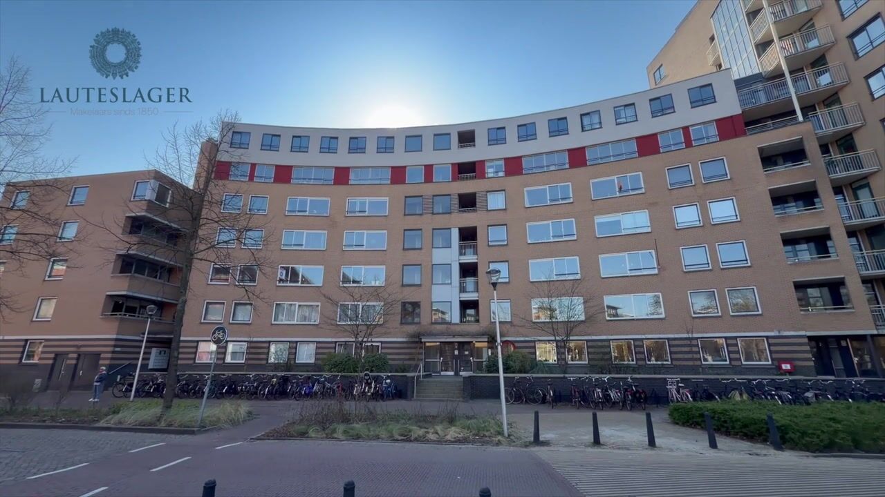 Video of Henriëtte Roland Holststraat 74