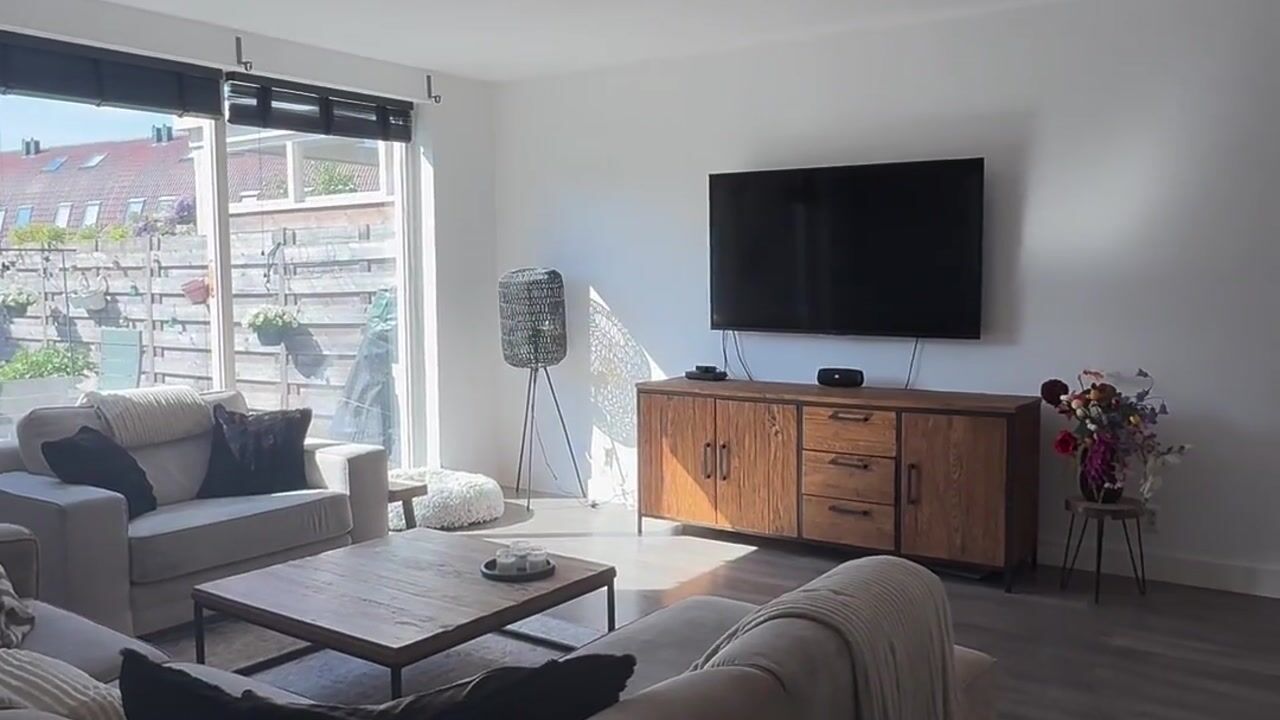 Video van W.M. Dudokstraat 68