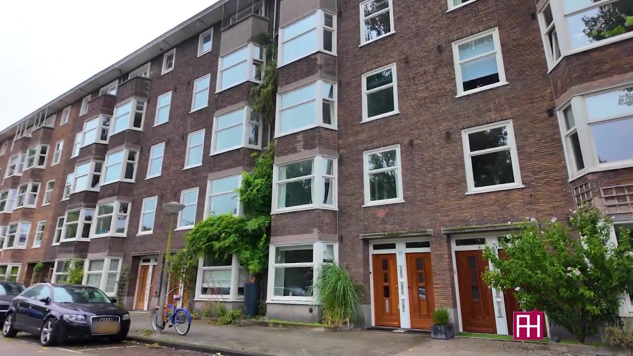 Video van Postjeskade 155-H