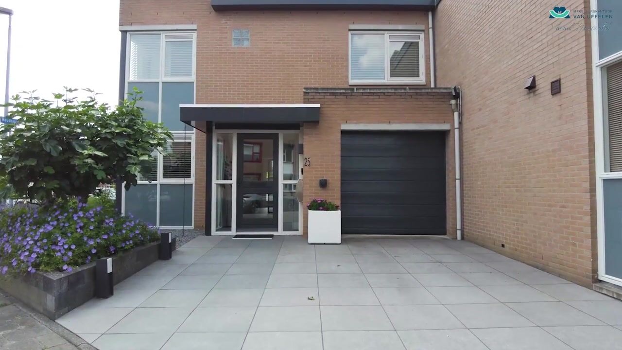 Video van Roodkapje 25