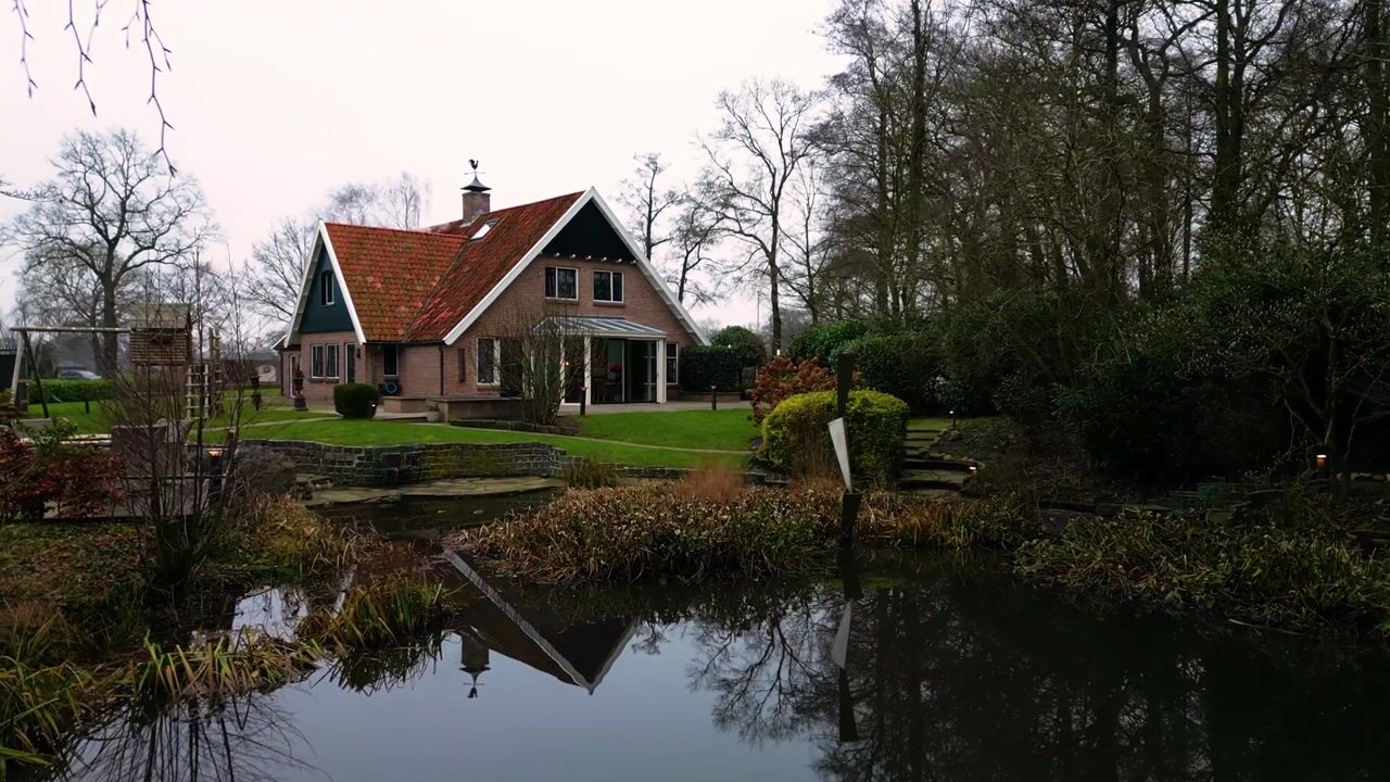 Bekijk video van Langeveenseweg 119