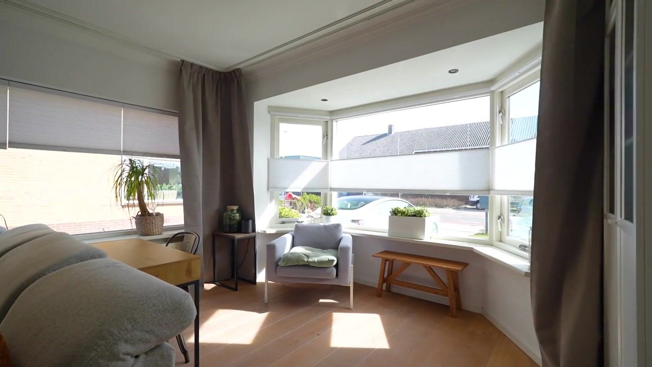 Video of Burg. Lovinkstraat 9-B