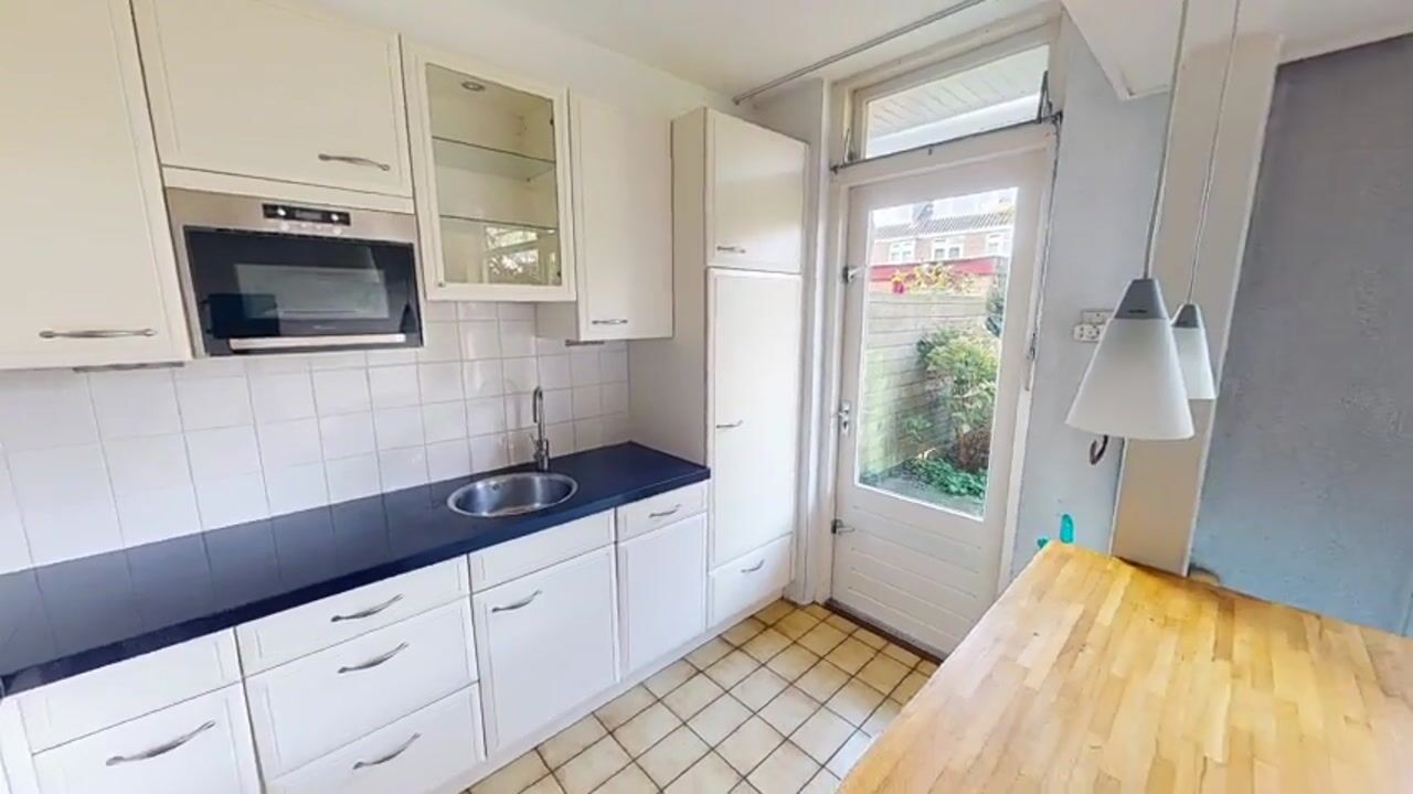 Video van Dolfijnstraat 19