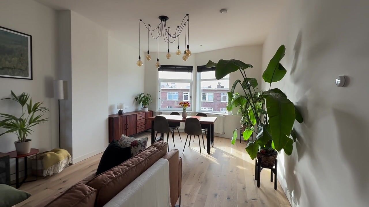 Video van Juliana van Stolberglaan 278