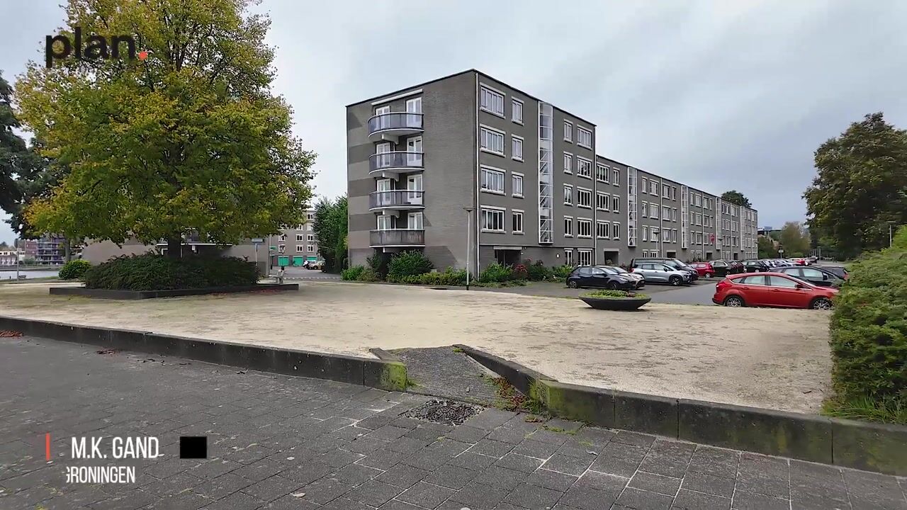 Video van M.K. Gandhiplein 106