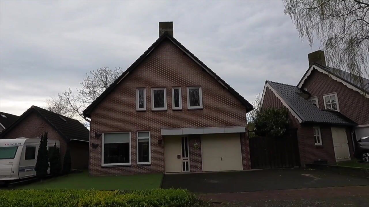 Bekijk video van De Platanen 56