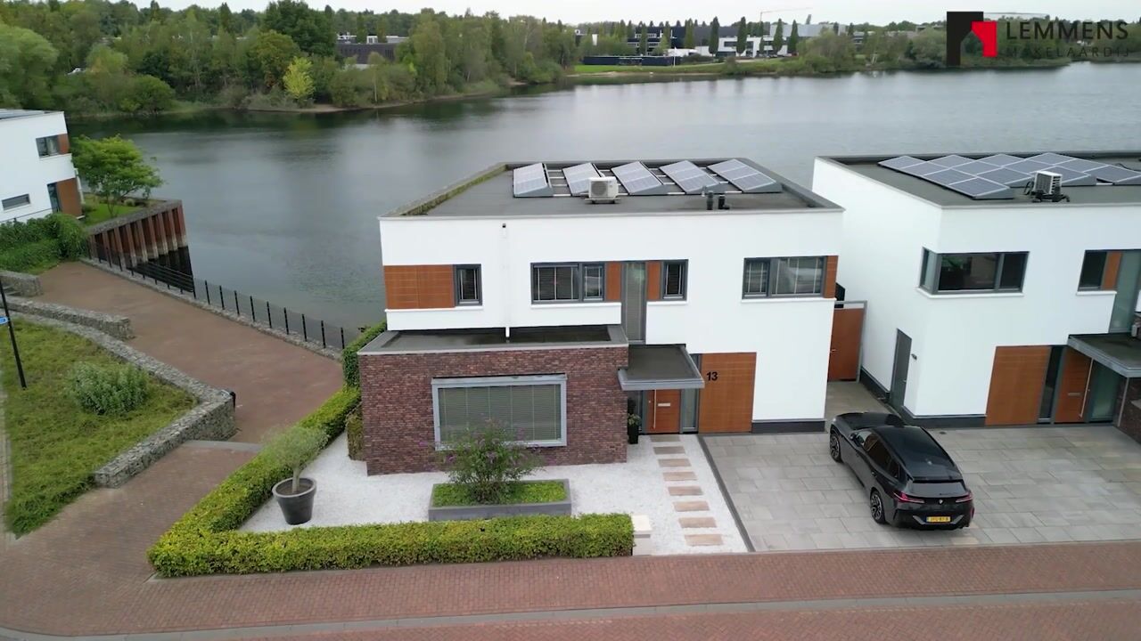 Video of Oeverzwaluw 13