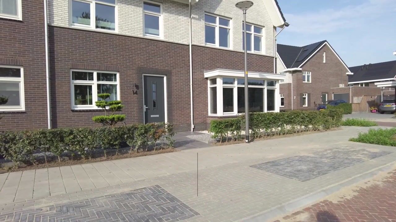 Video van Zwartebes 14