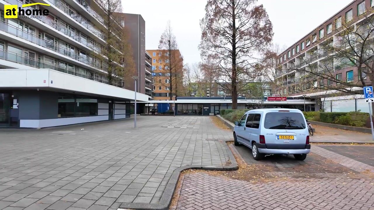 View video of van Baerlestraat 19