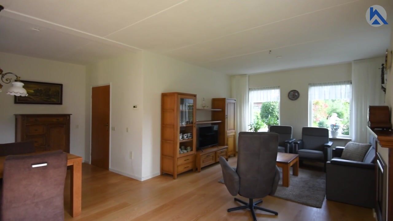 Video van Warring 53