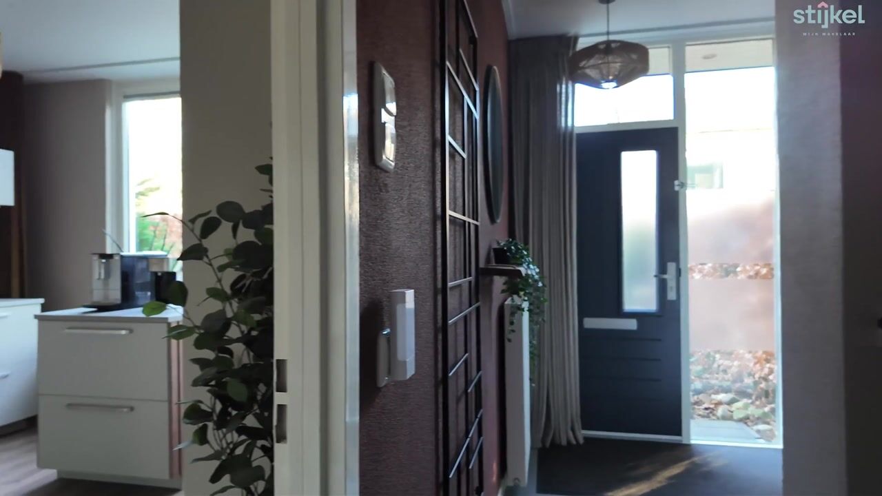 Video van Beneluxlaan 140