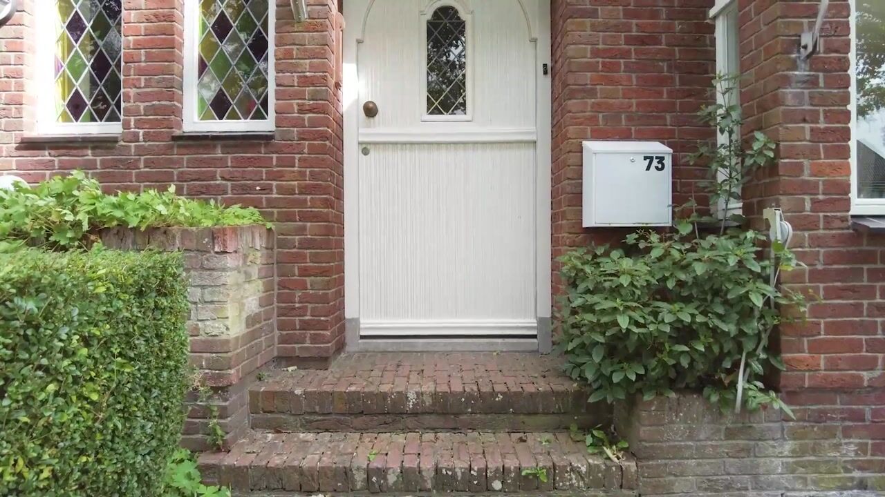 Video van Burgemeester Falkenaweg 73