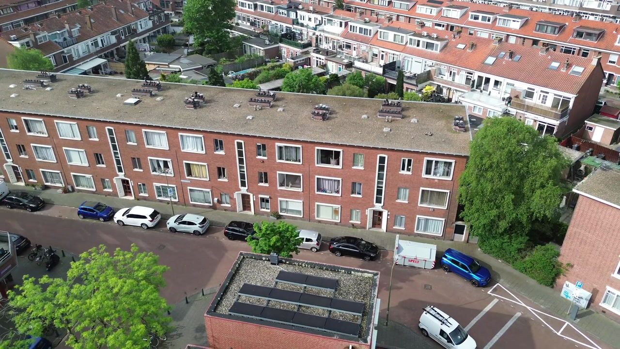 Video van Woudenbergstraat 155