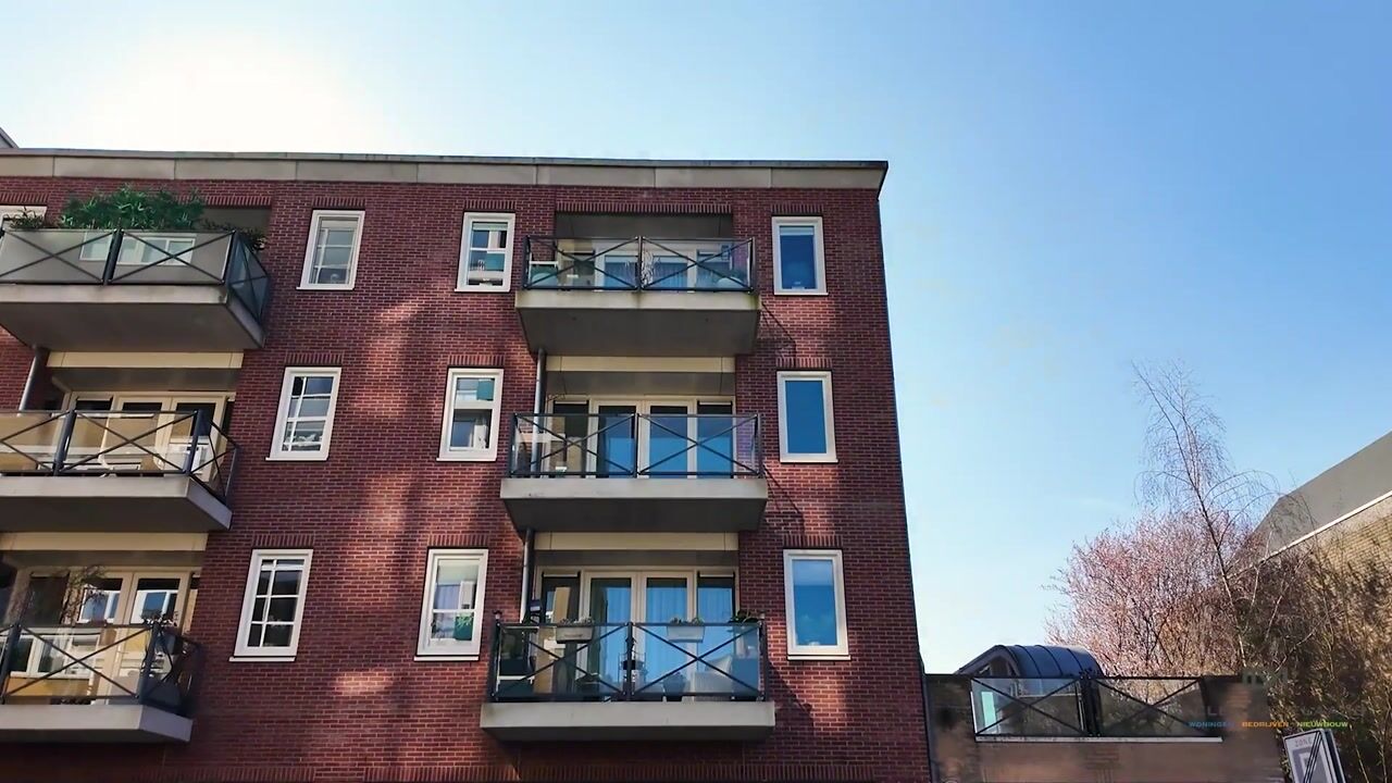 Video of Weegbreestraat 54-36