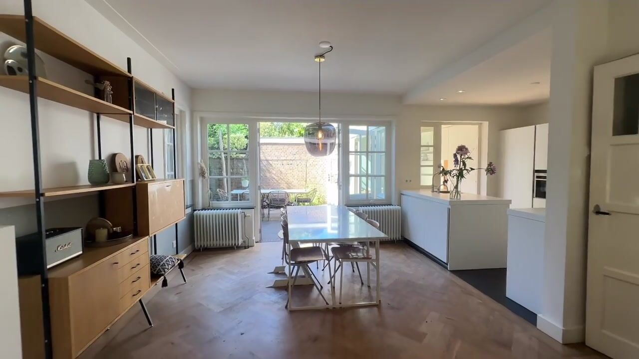 Video of Burgemeester Suijsstraat 66