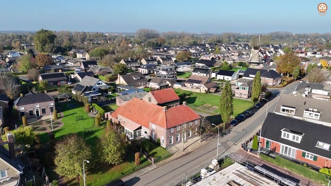 Bekijk video van Rooijsestraat 89