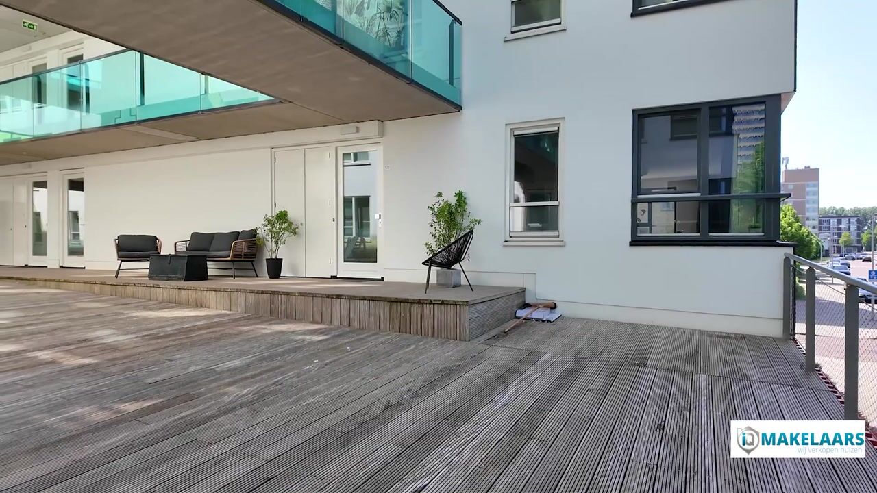 Video van Derkinderenstraat 122