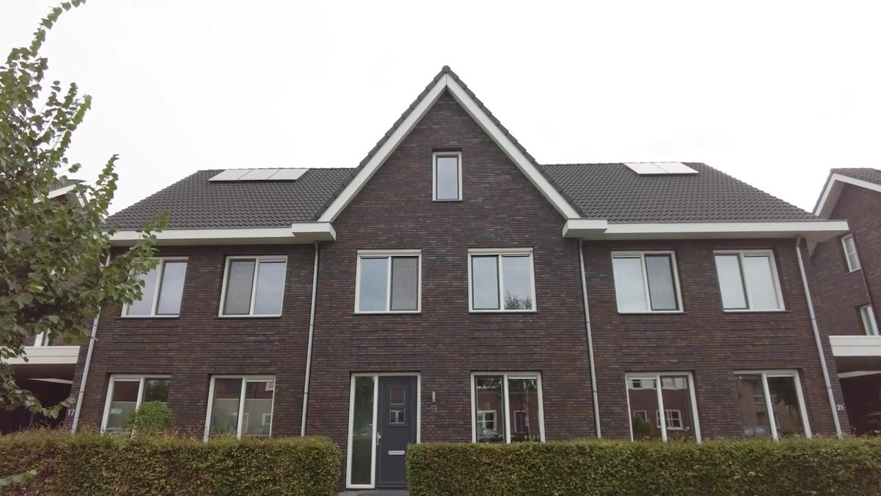 Video van Tongelreep 19
