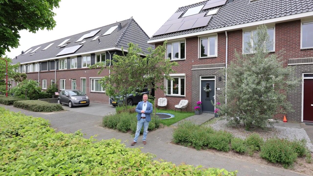 Video van Raperbeek 180