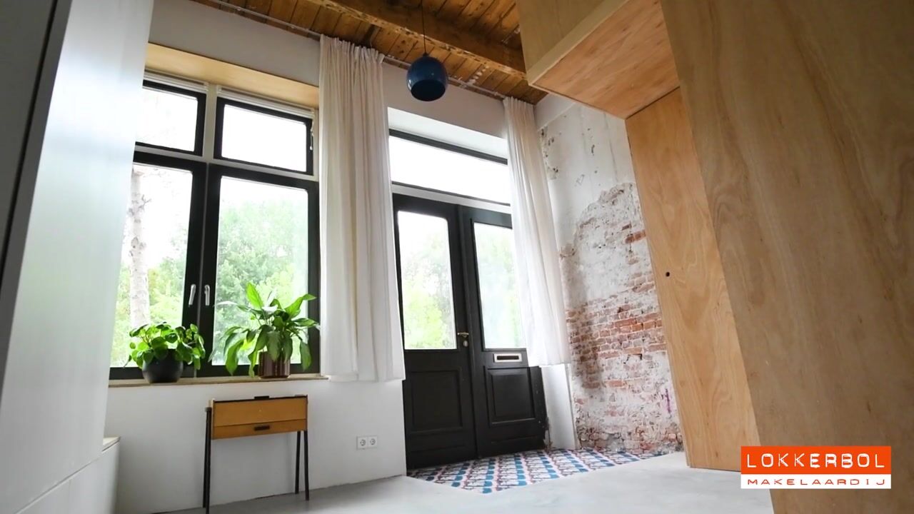 Video van Nijverheidstraat 300