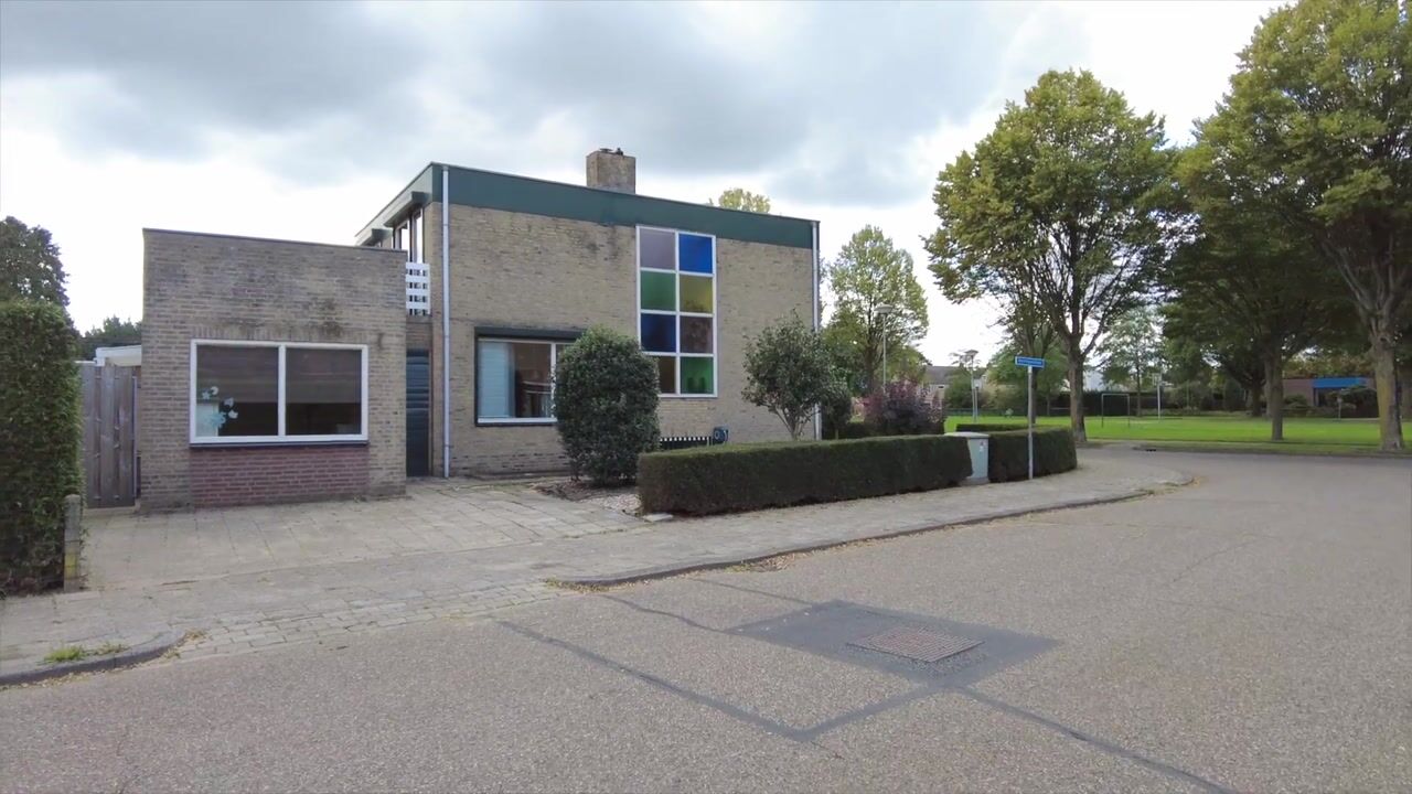 Video van Graaf van Loonlaan 19