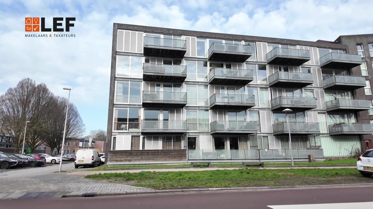 Video of Adriaan van Bergenstraat 60