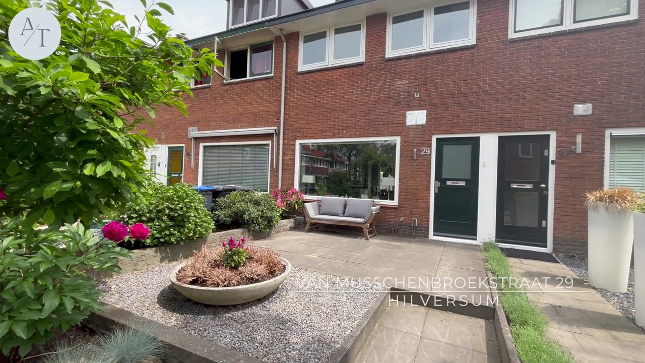 Video of Van Musschenbroekstraat 29