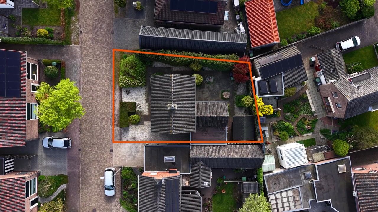 Video of Burgemeester Schade van Westrumlaan 1