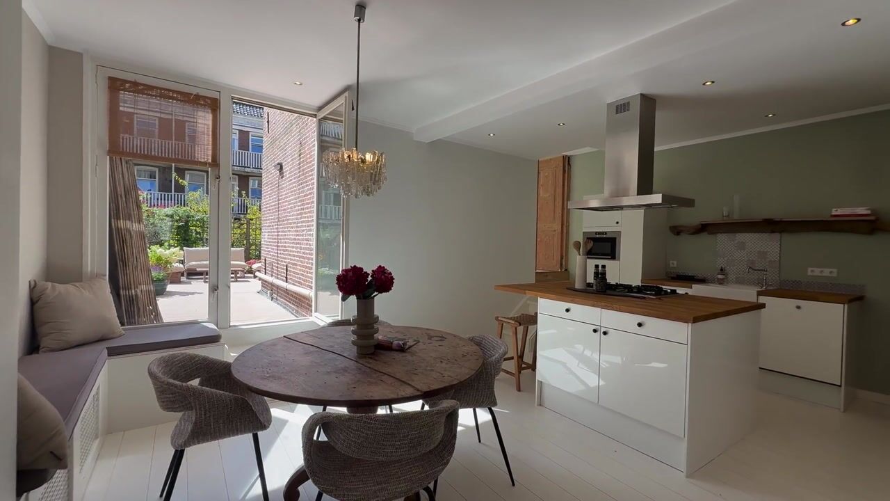 Video van Eerste Jacob van Campenstraat 54-1