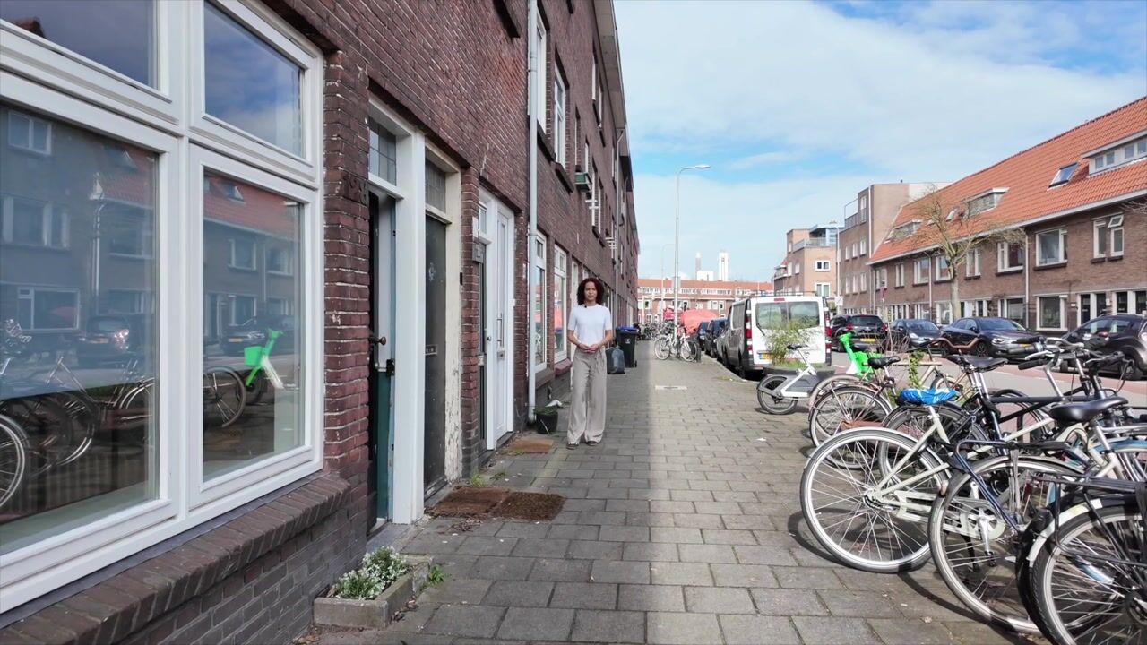 Video of Laan van Nieuw-Guinea 128