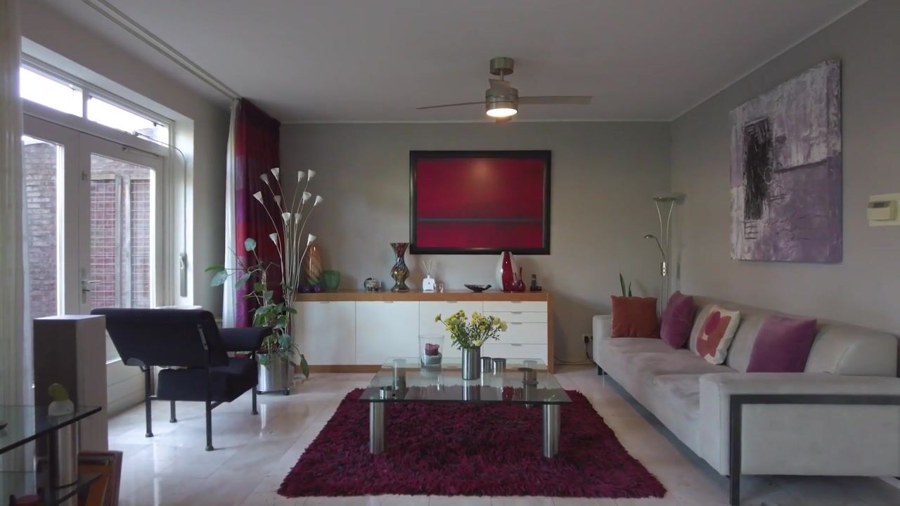 Video van Oscar Romeroplein 35