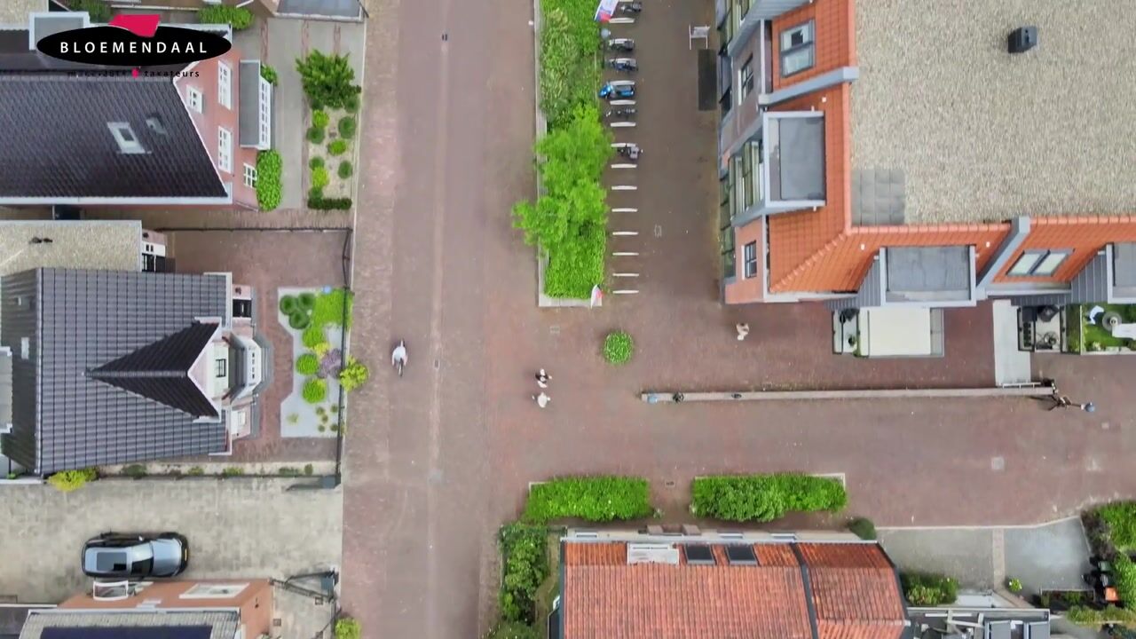 Bekijk video van Zesstedenweg 6