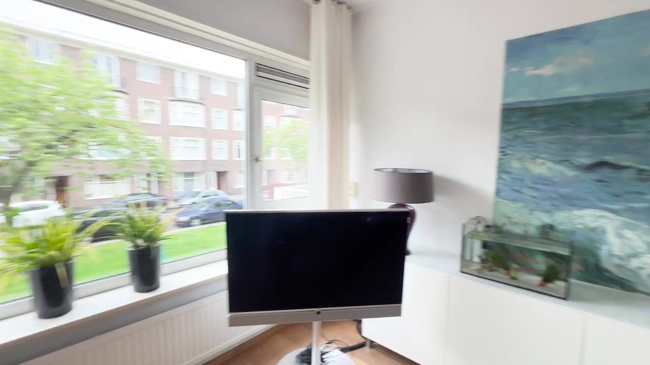 Video van Uiterwaardenstraat 4-1