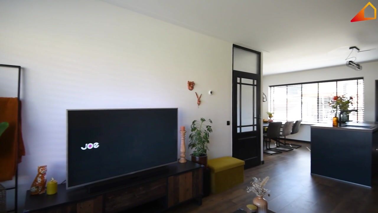 Video of Hooizolder 110