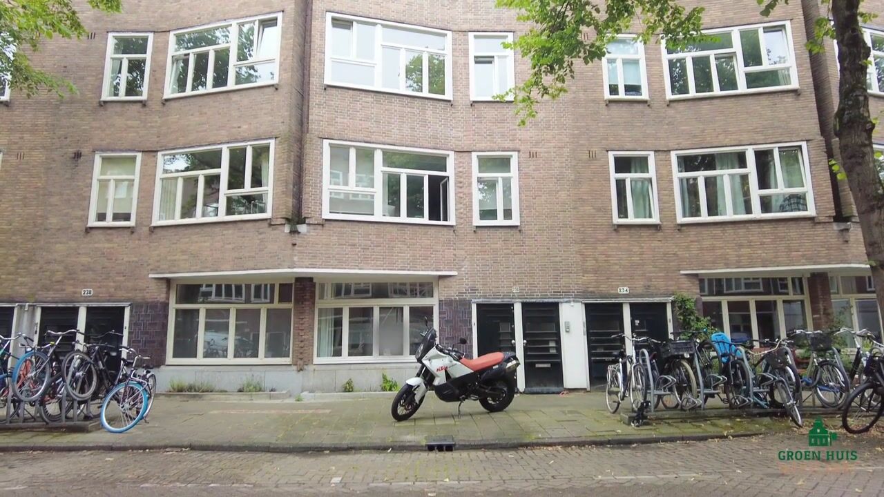 Bekijk video van Orteliusstraat 236-H