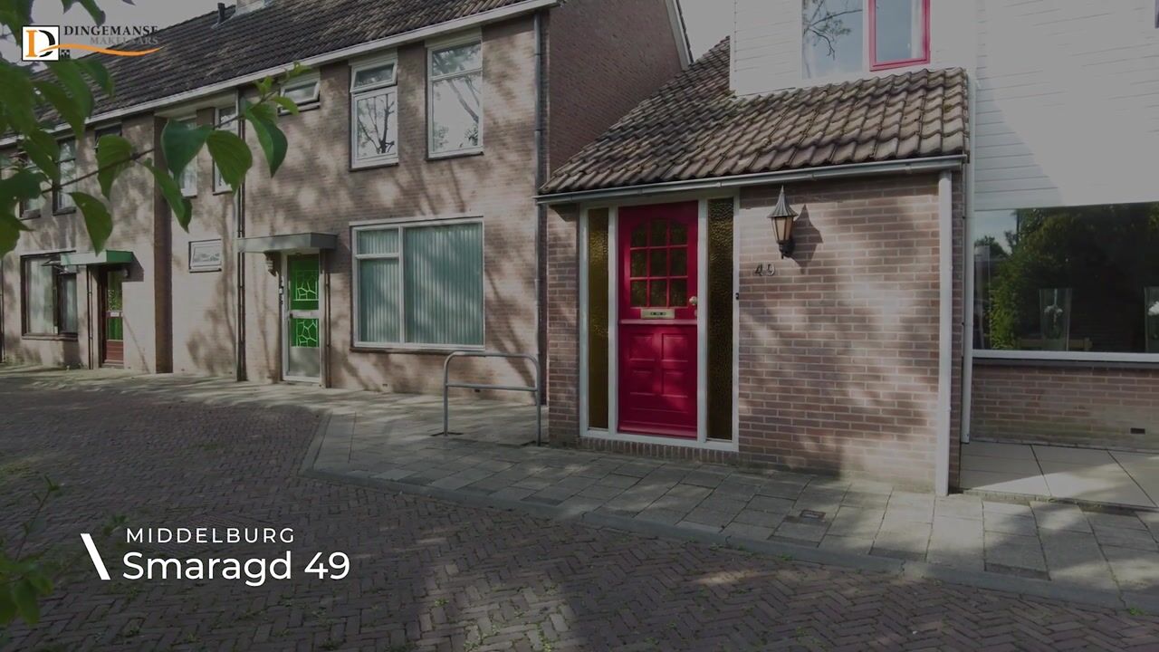 Video van Smaragd 49