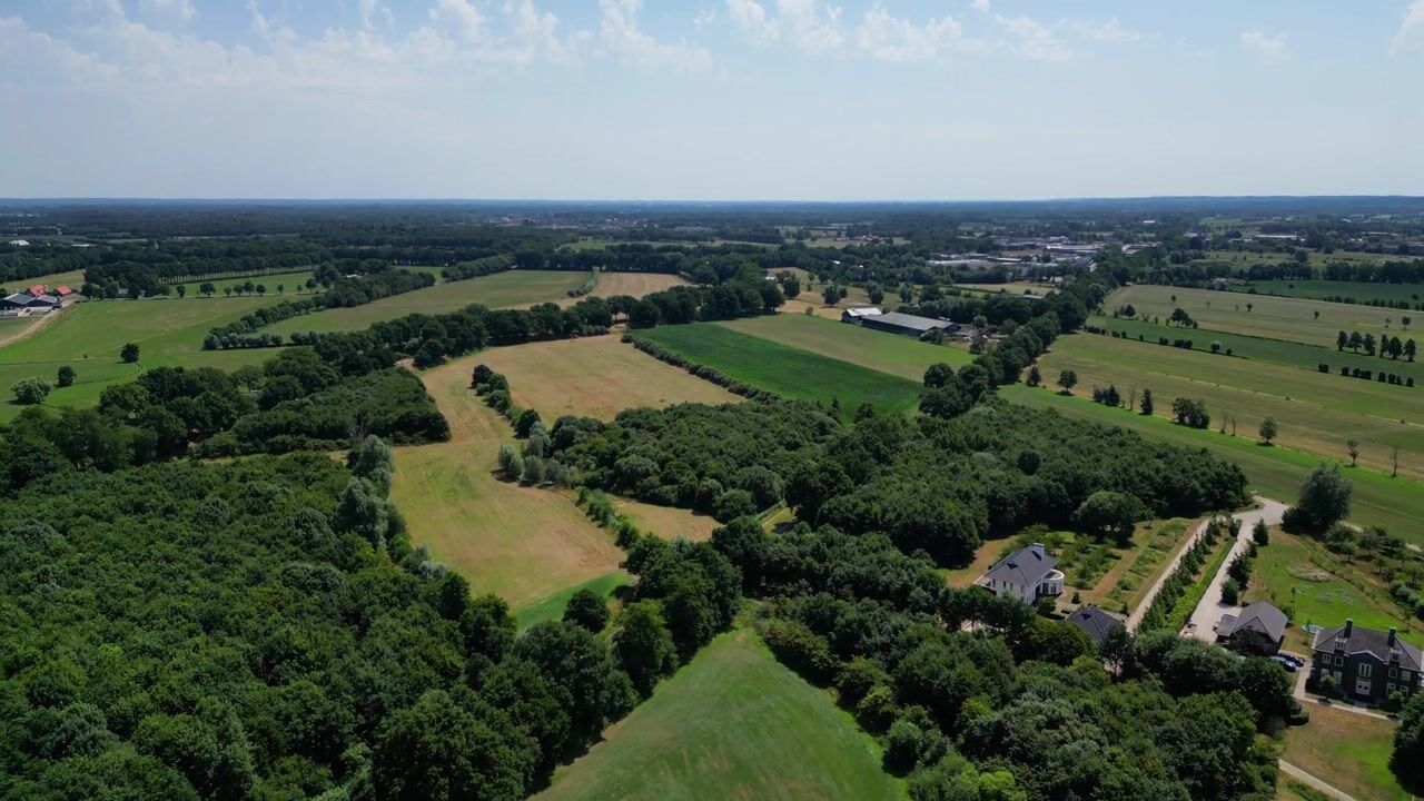 Video van Ekris 72-B