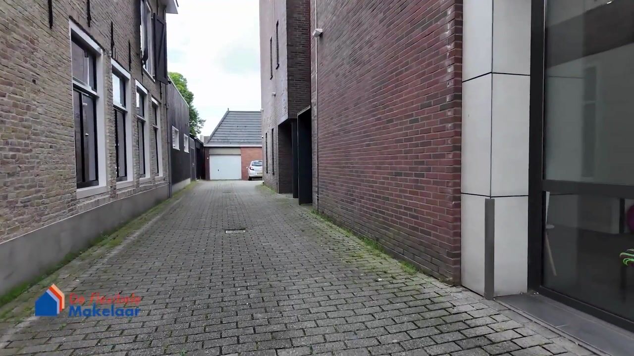 Bekijk video van Voorstraat 61-C