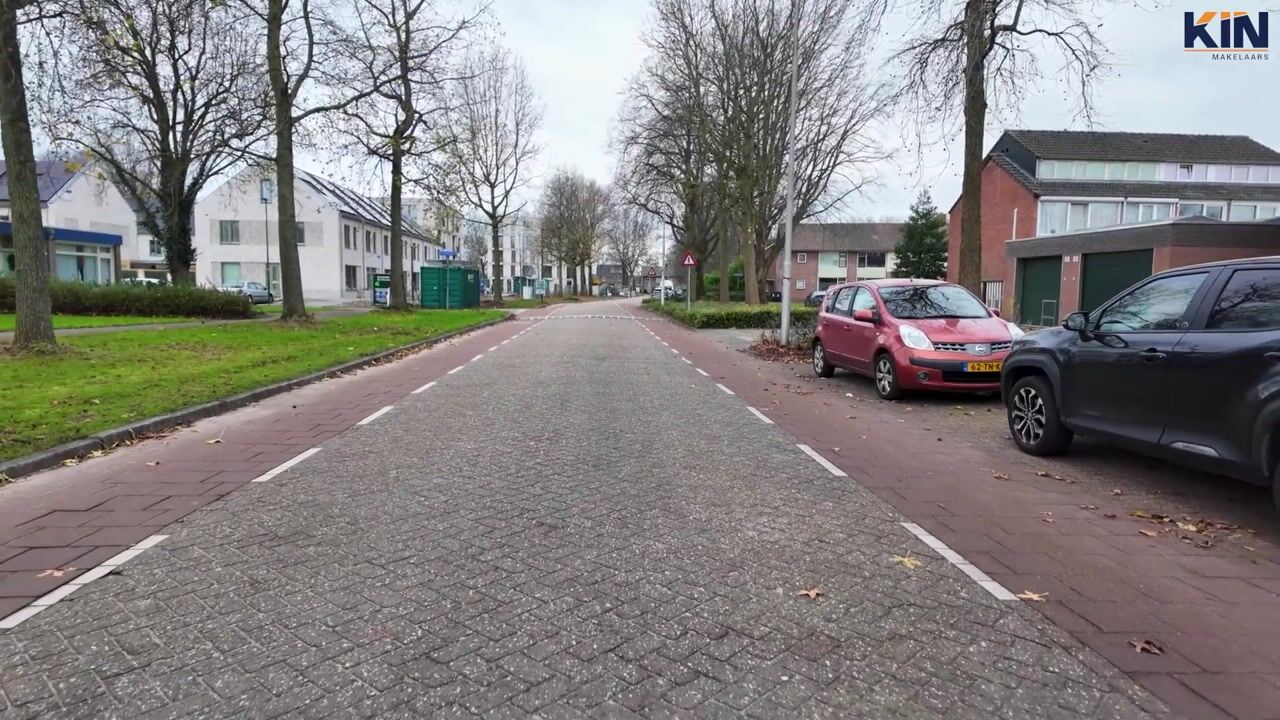 Bekijk video van Planetenstraat 10