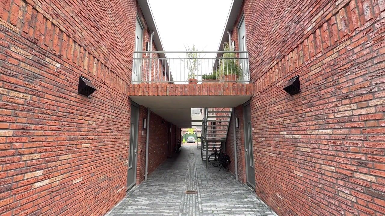 Video of Hoornbloem 27