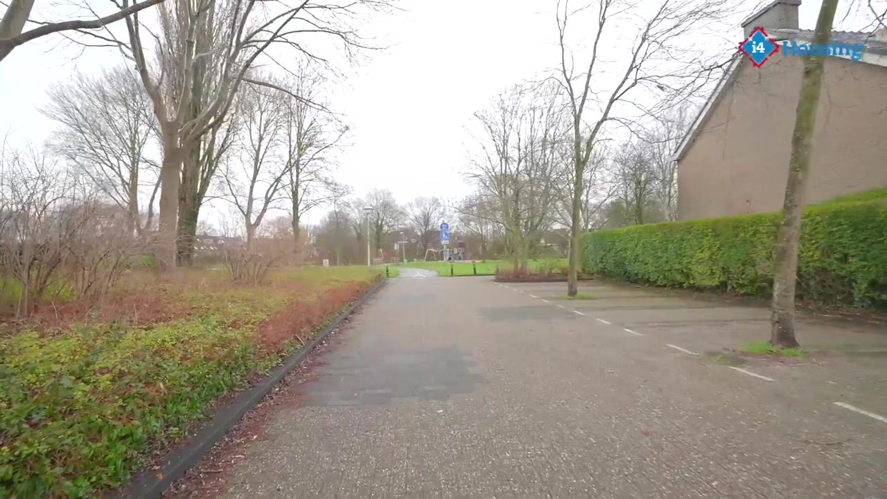 Bekijk video van Van Polanenpark 206