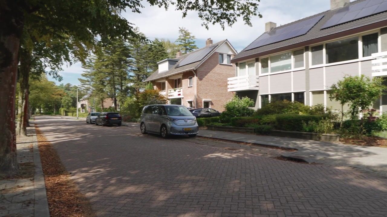Video van Marie Koenenlaan 81