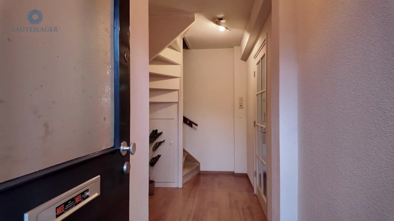 Video van Alfred Nobellaan 112