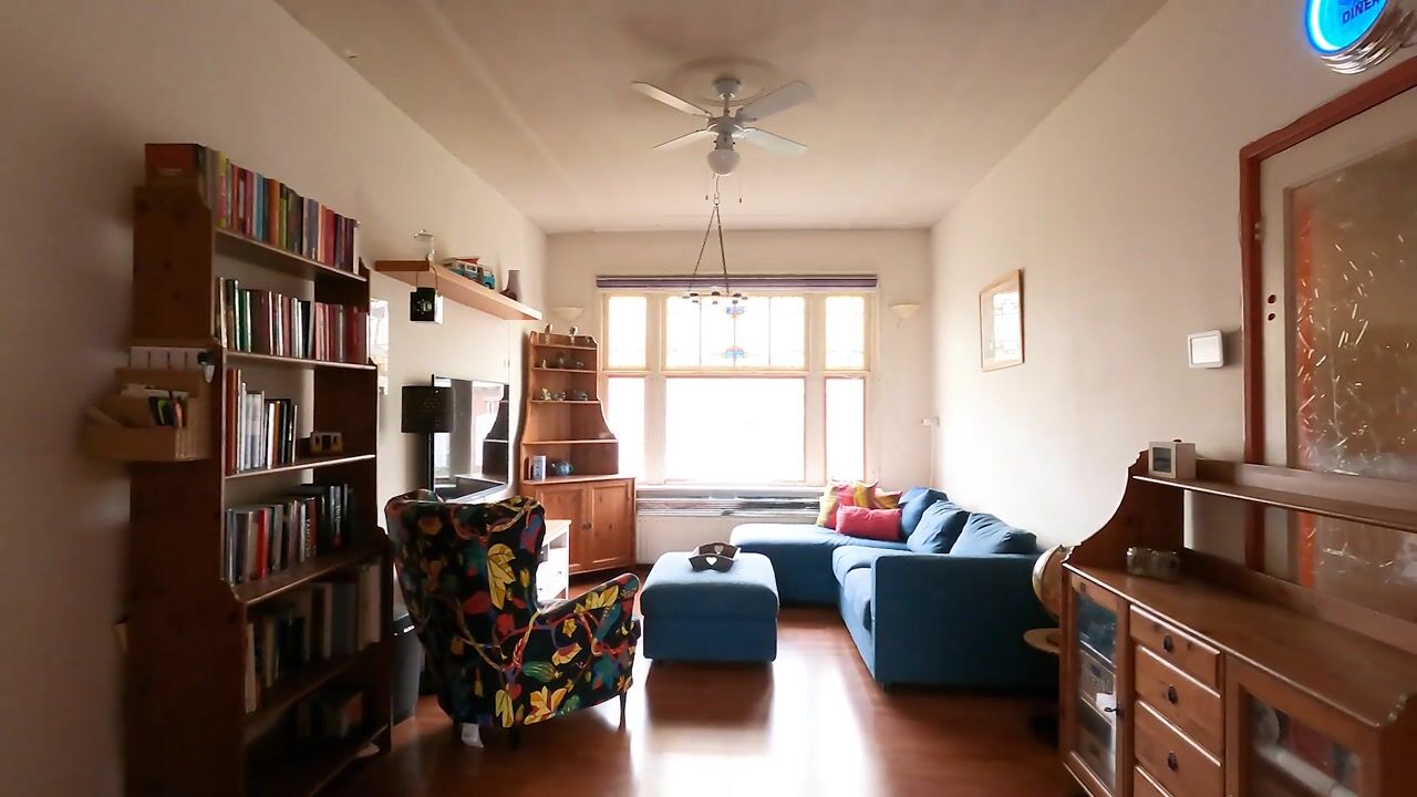 Video van Aarnout Drostlaan 45