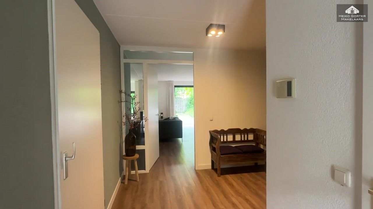Video of Aalscholver 115