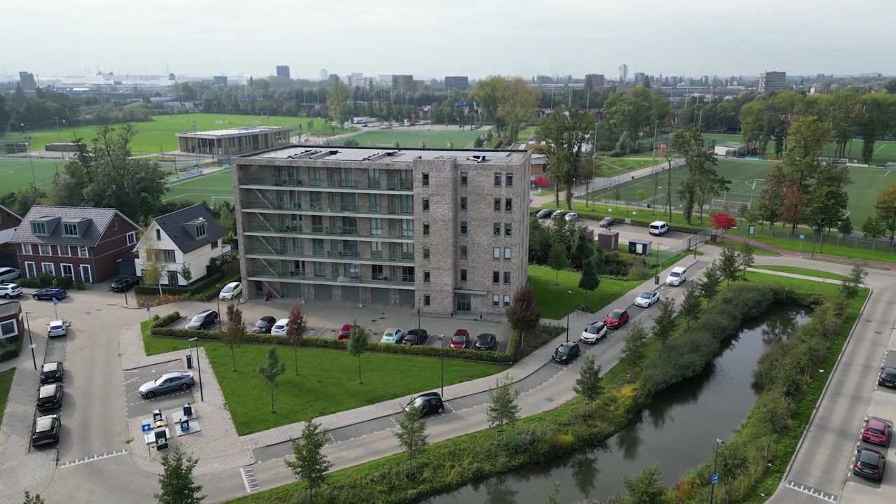 Bekijk video van Esther Vergeerstraat 109