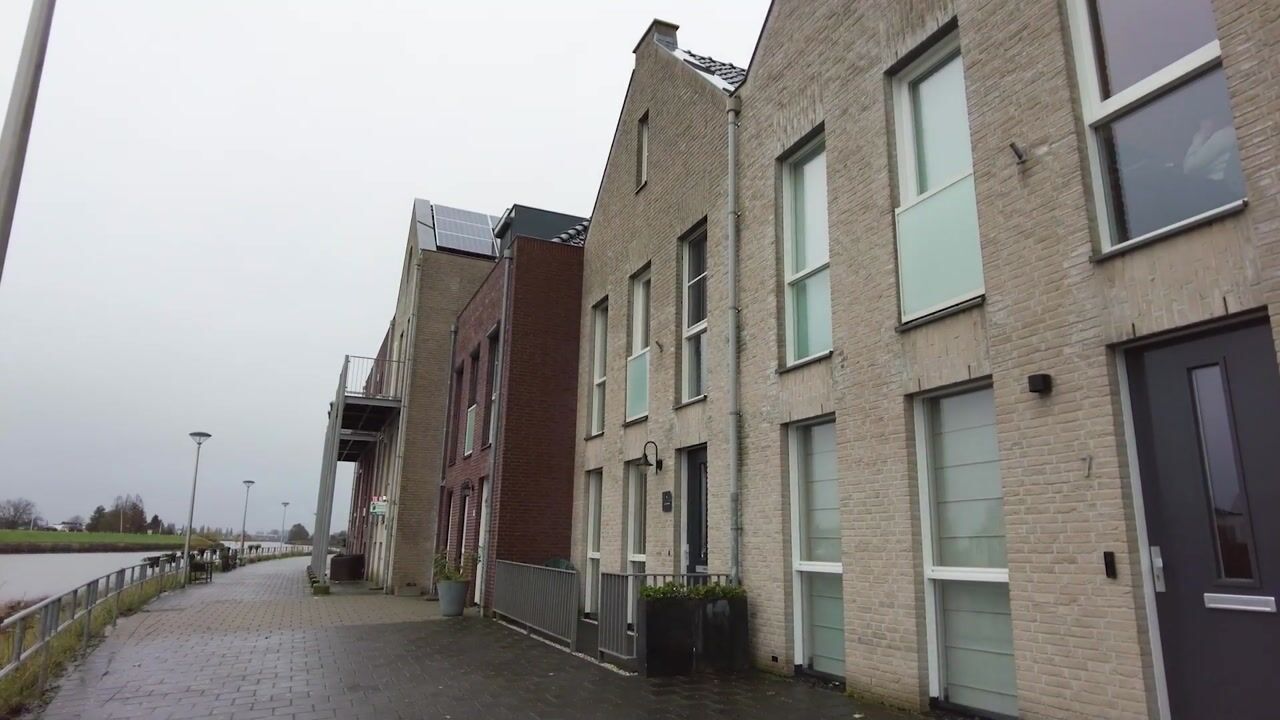 Video van Zellingkade 8